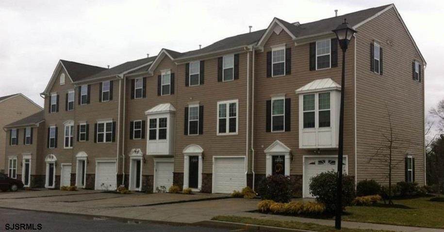 2102 Oak Road - Photo 1