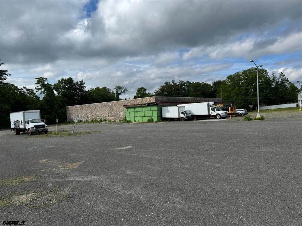 111 New York Avenue - Photo 1