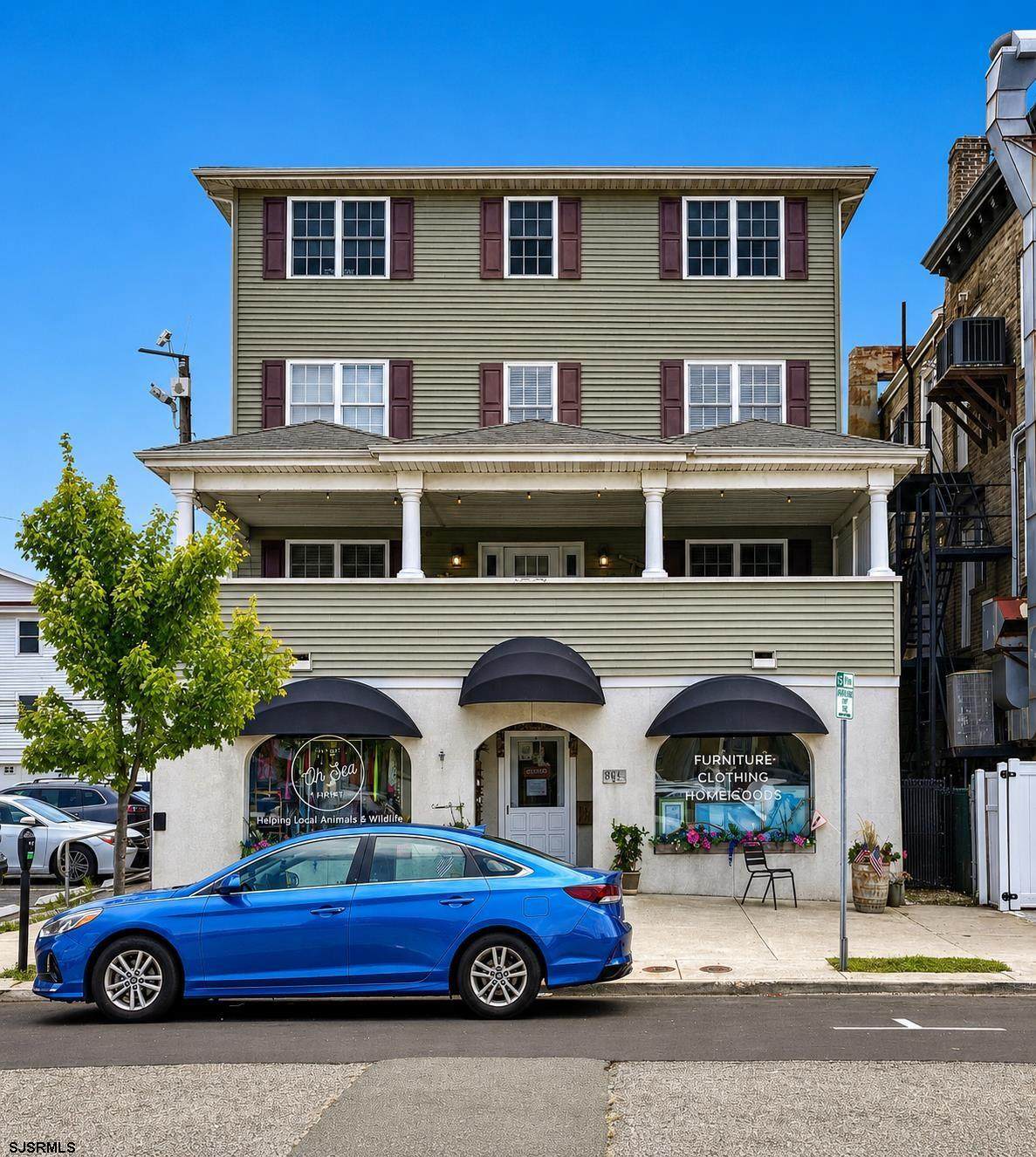 841 Central - Photo 1