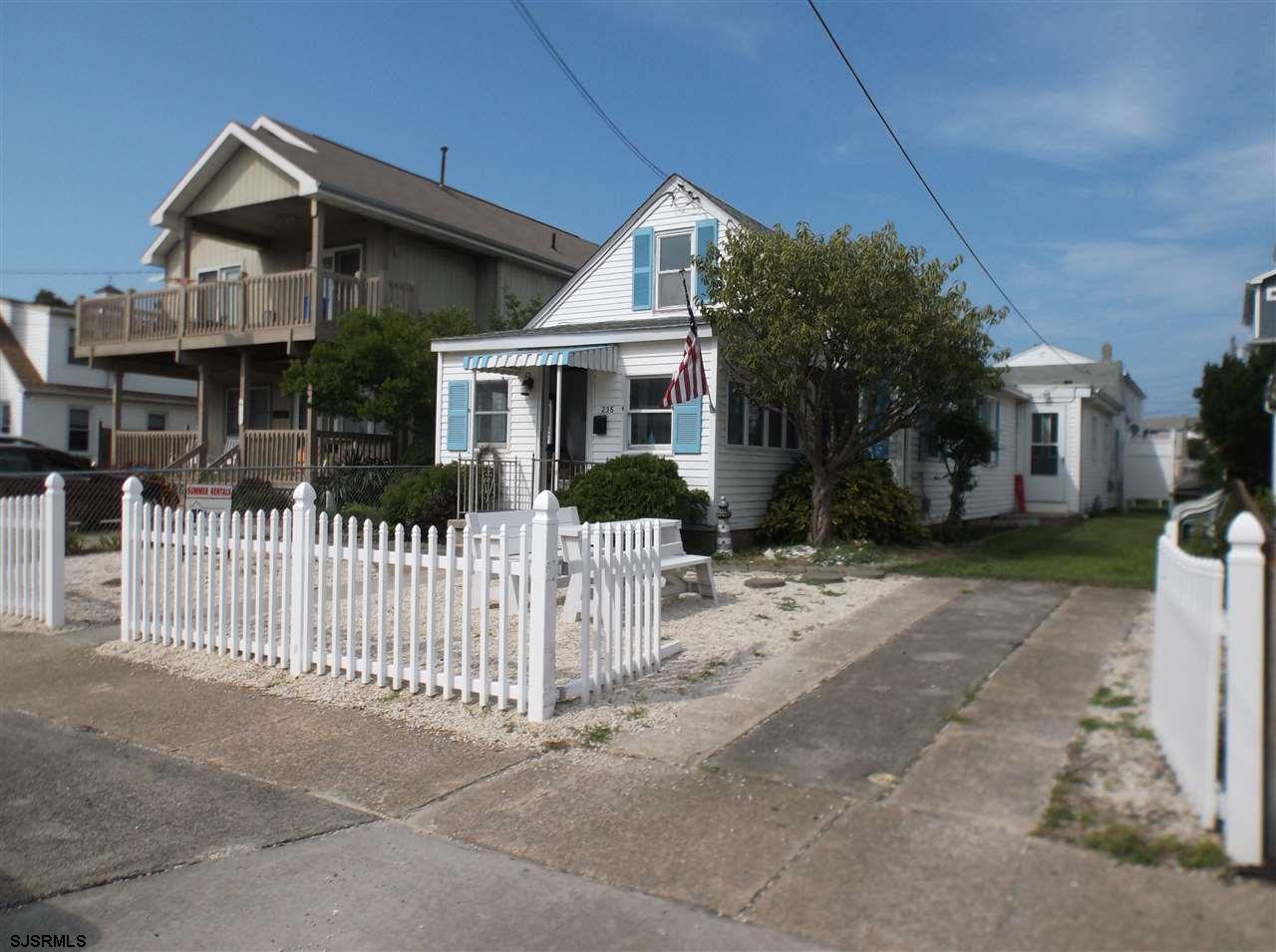 235 4 ST - Photo 1