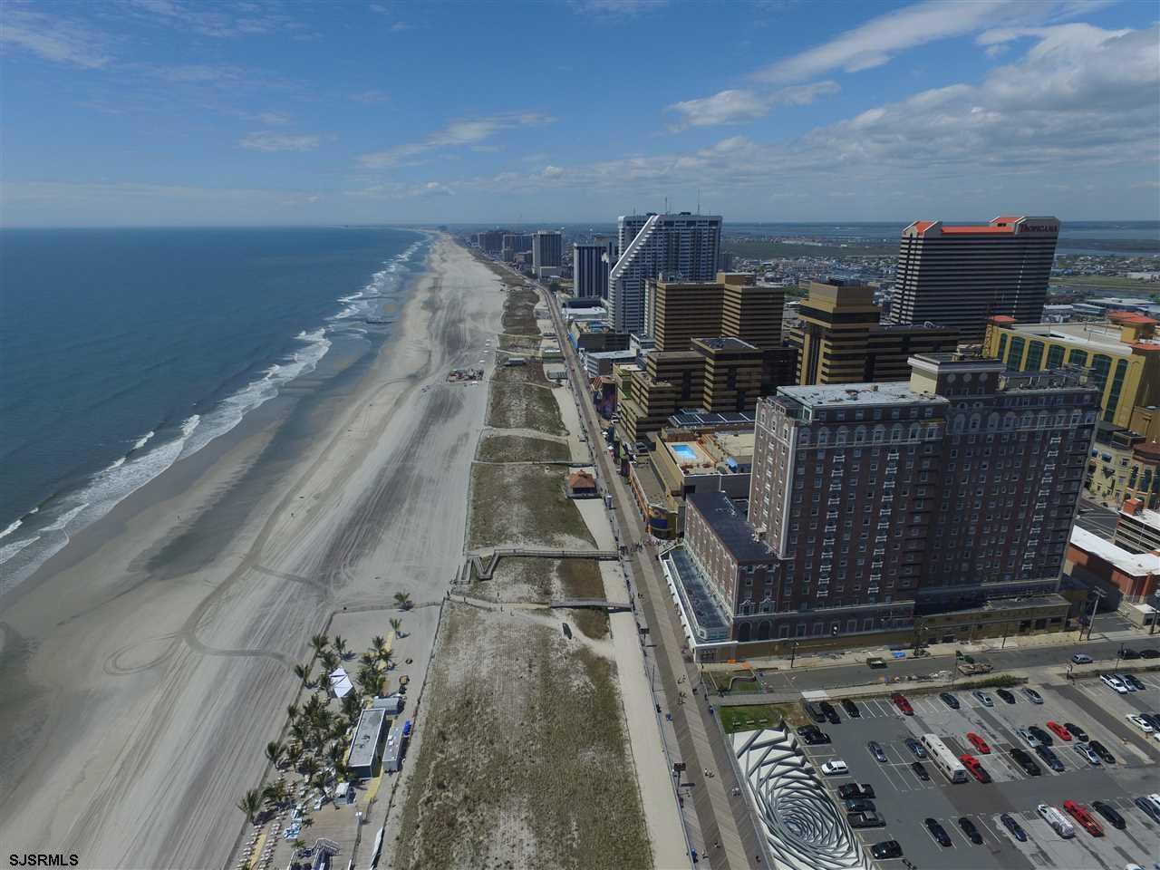 2721 Boardwalk - Photo 1