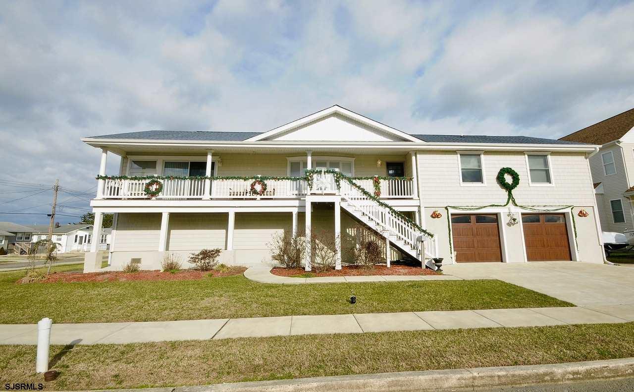 900 Evans - Photo 1