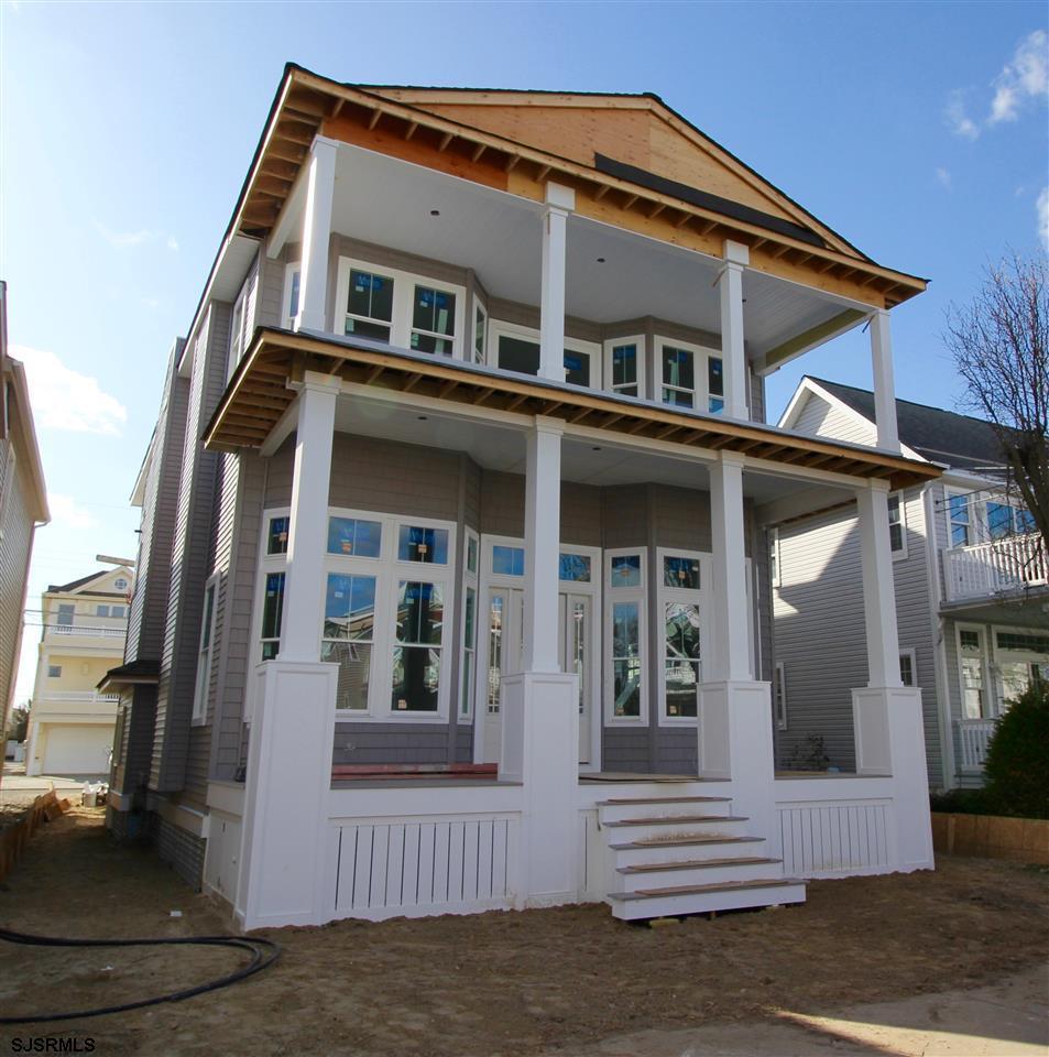 2529 Central - Photo 1