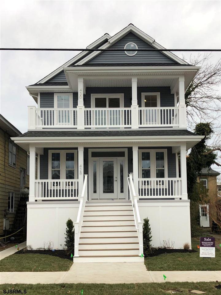 428 West Avenue, 1st Floor - Photo 1