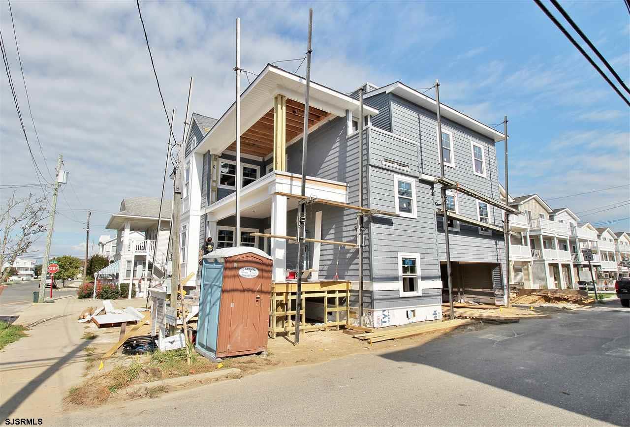 409 19th St - Photo 1