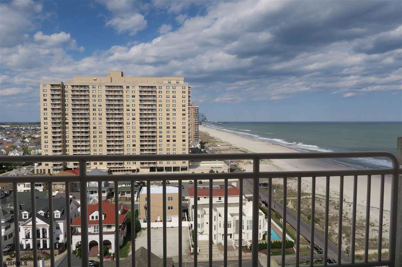 5200 Boardwalk - Photo 1