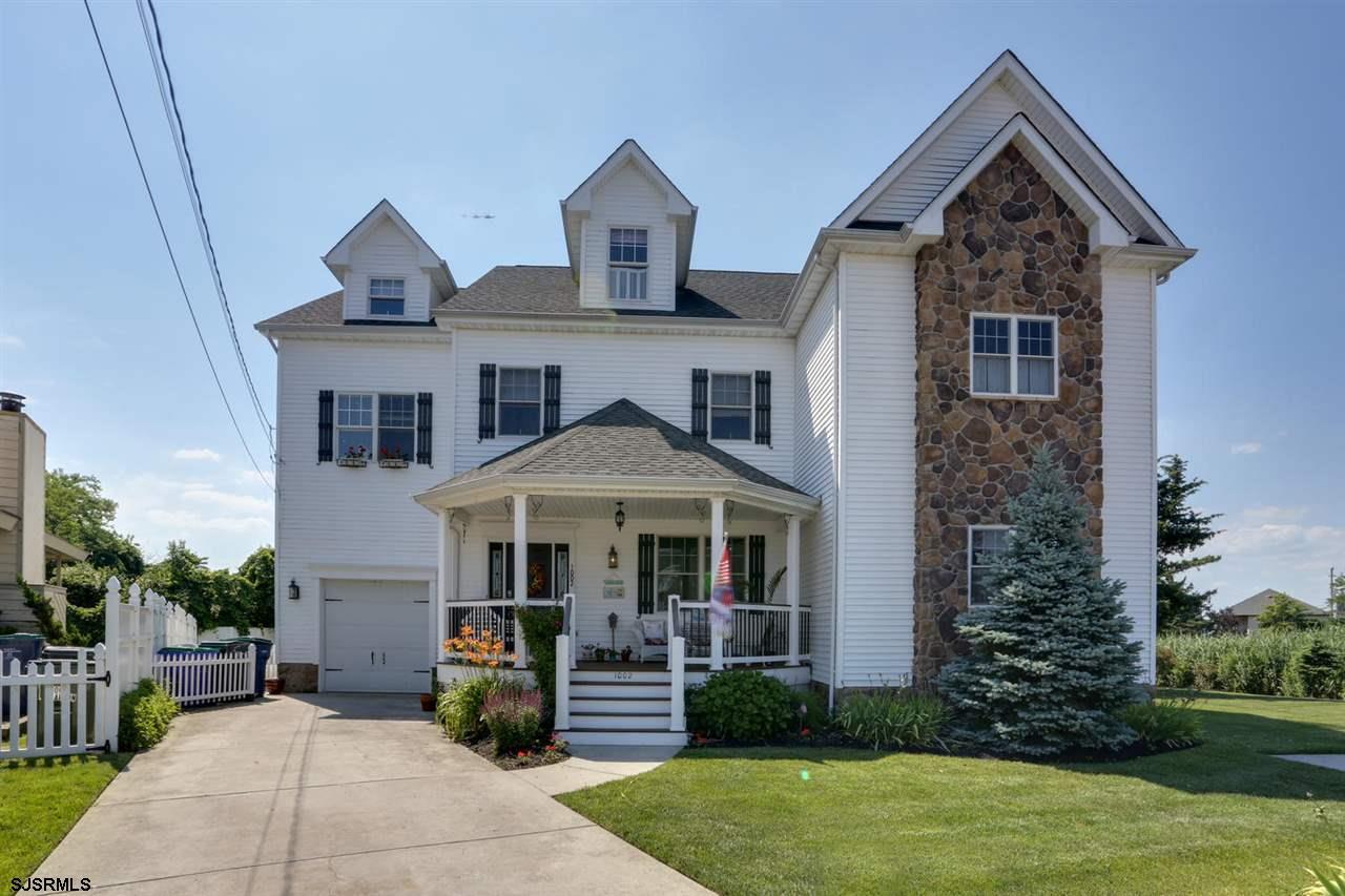 1002 Vardon - Photo 1