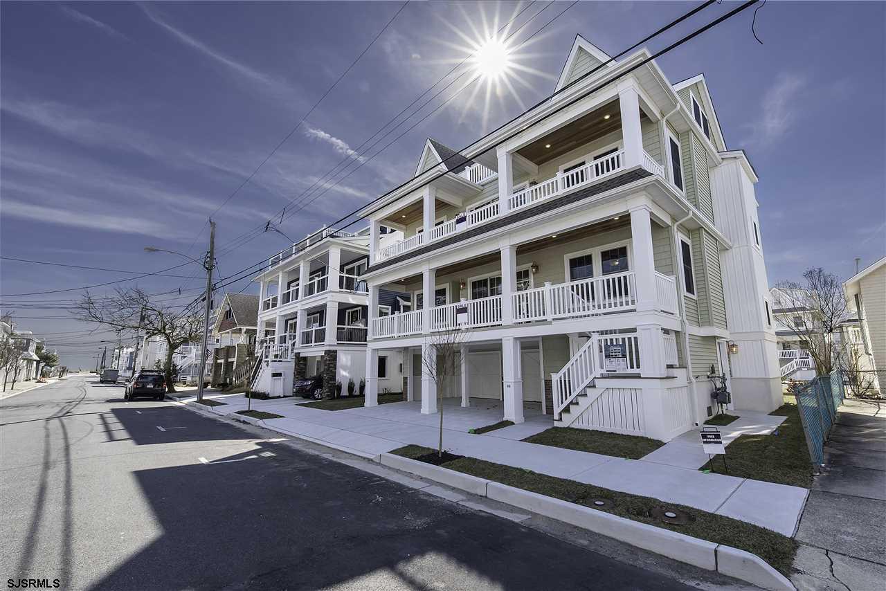 844 Delancey - Photo 1