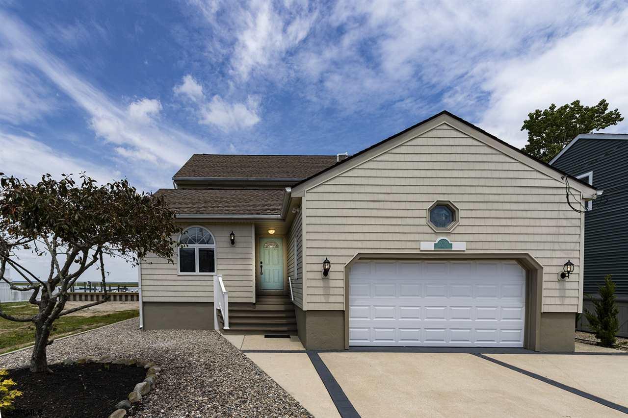 1014 Shore Dr - Photo 1