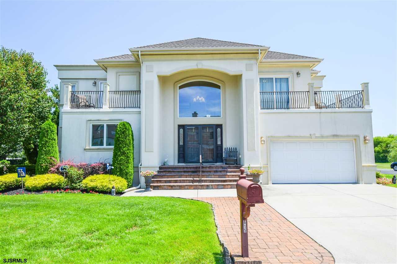 615 Barclay - Photo 1