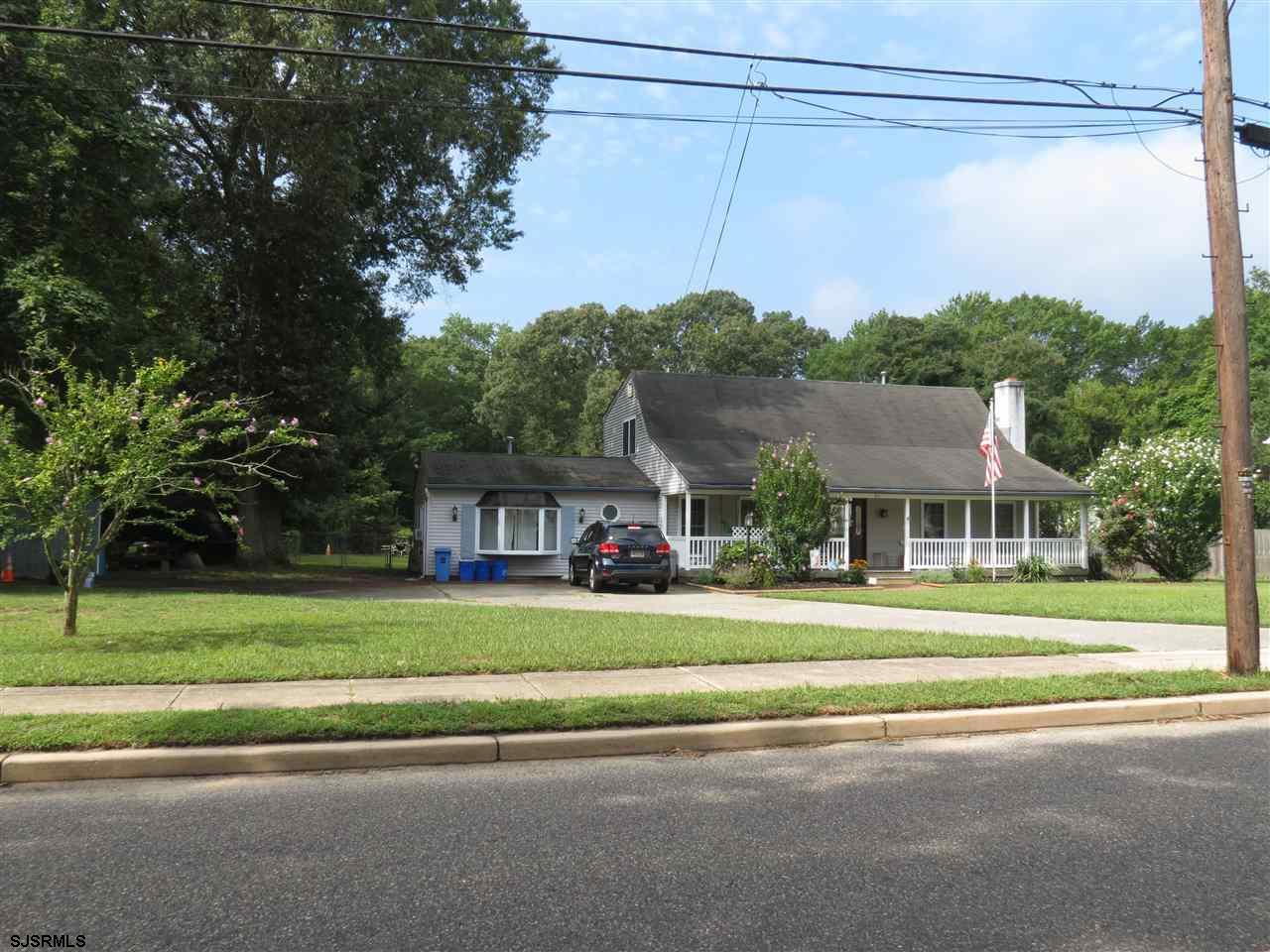 611 Ohio Ave - Photo 1