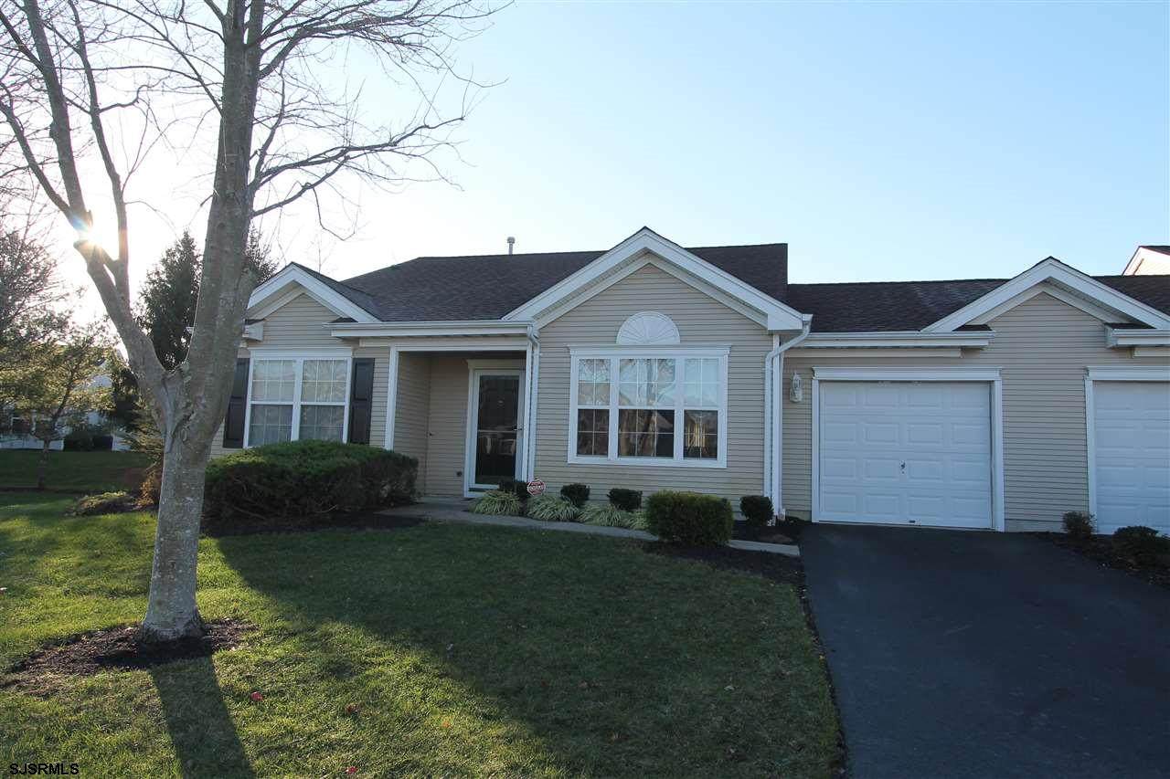 634 Regency - Photo 1