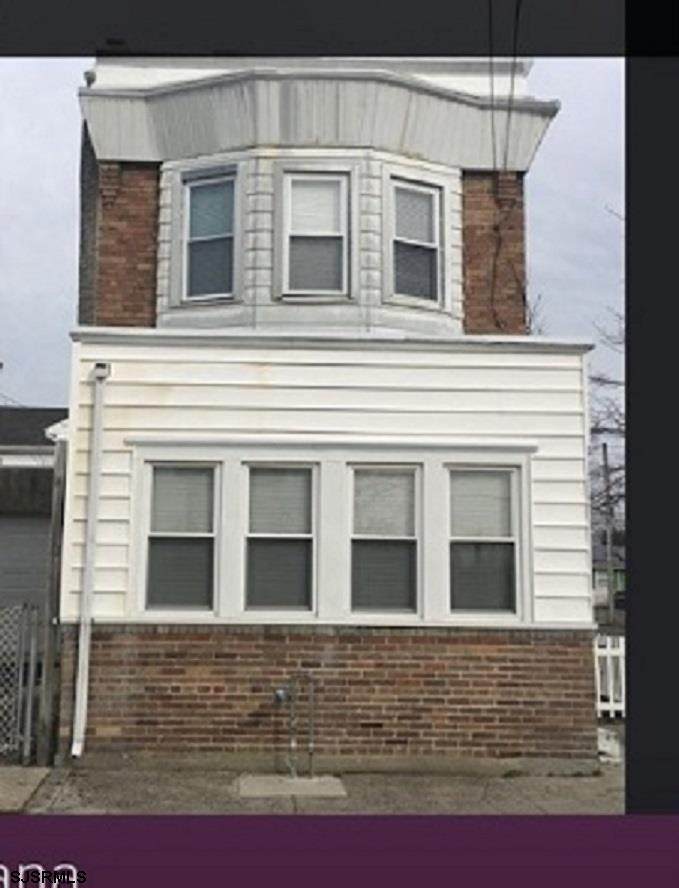 1605 Magellan - Photo 1
