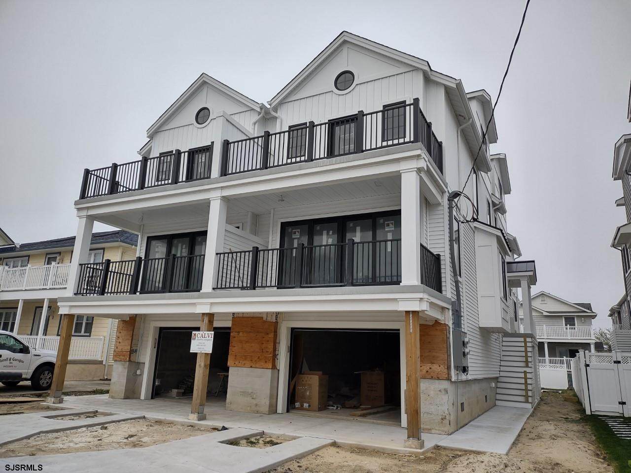 15B Jefferson Ave - Photo 1