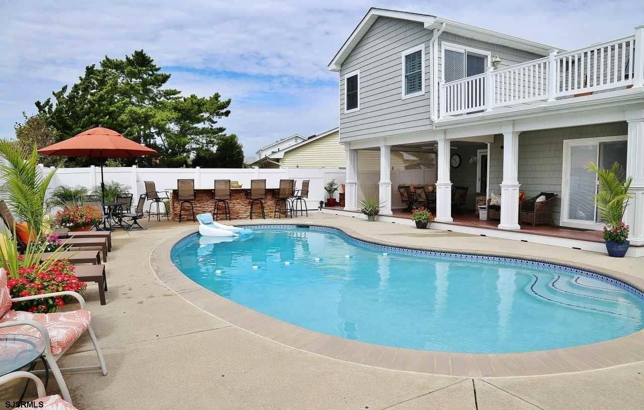 105 Hudson - Photo 1