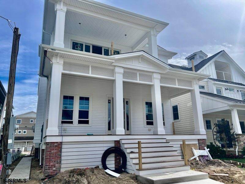 1919 Central - Photo 1