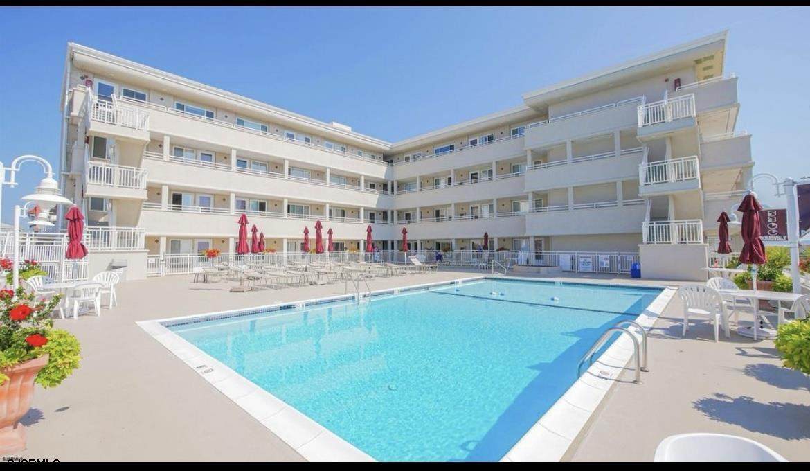5300 Boardwalk - Photo 1