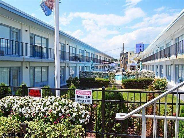 3501 Boardwalk - Photo 1