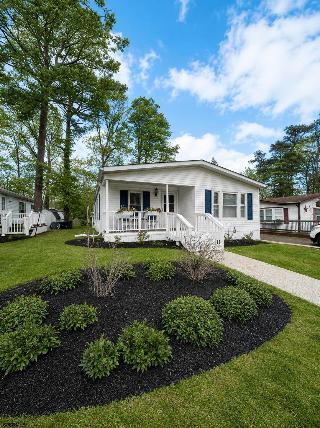 3 Hickory Ln - Photo 1