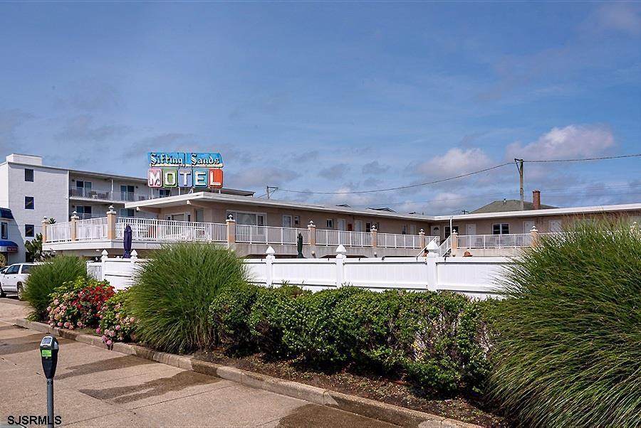 840 Ocean - Photo 1