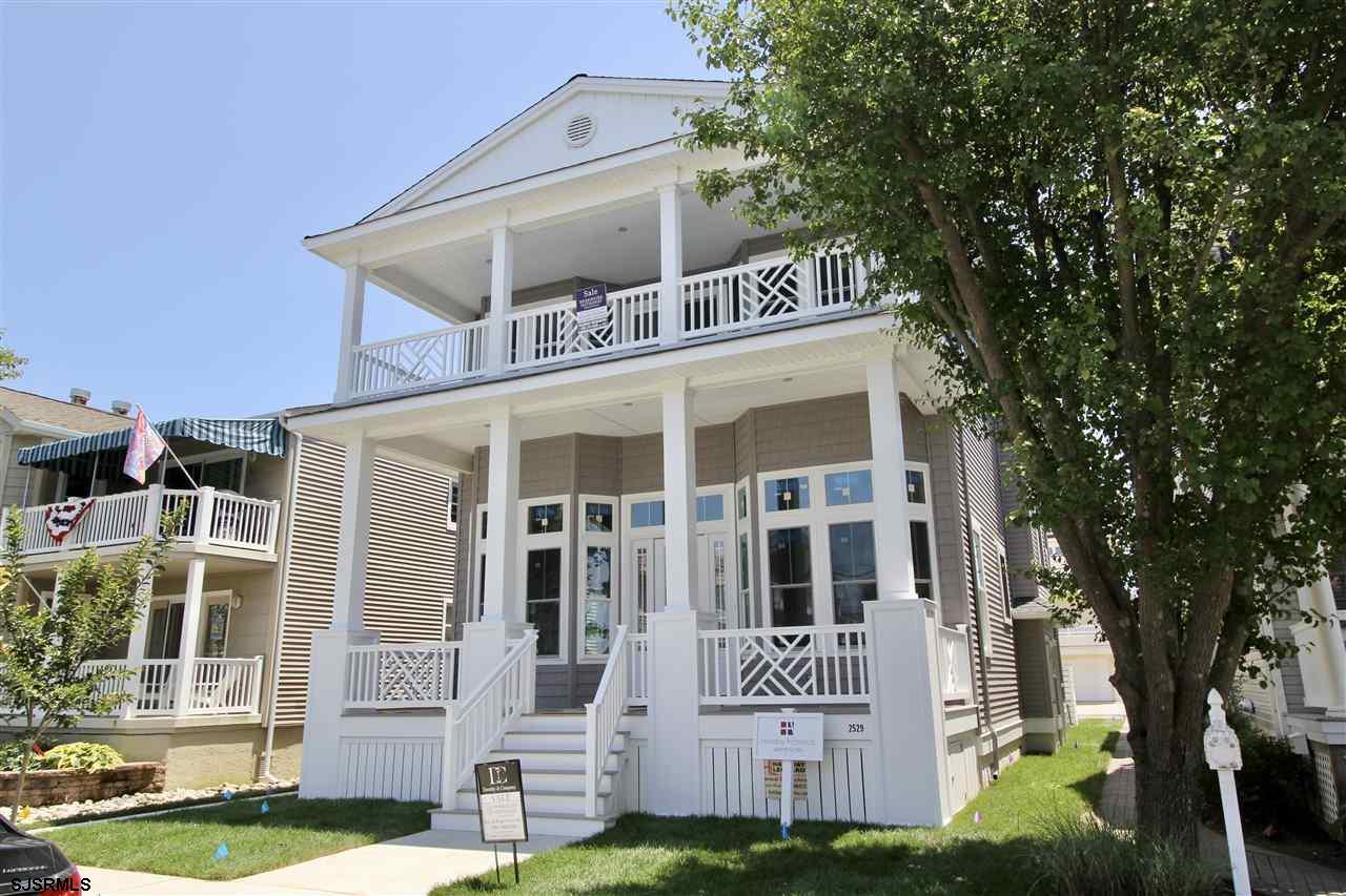 2529 Central - Photo 1