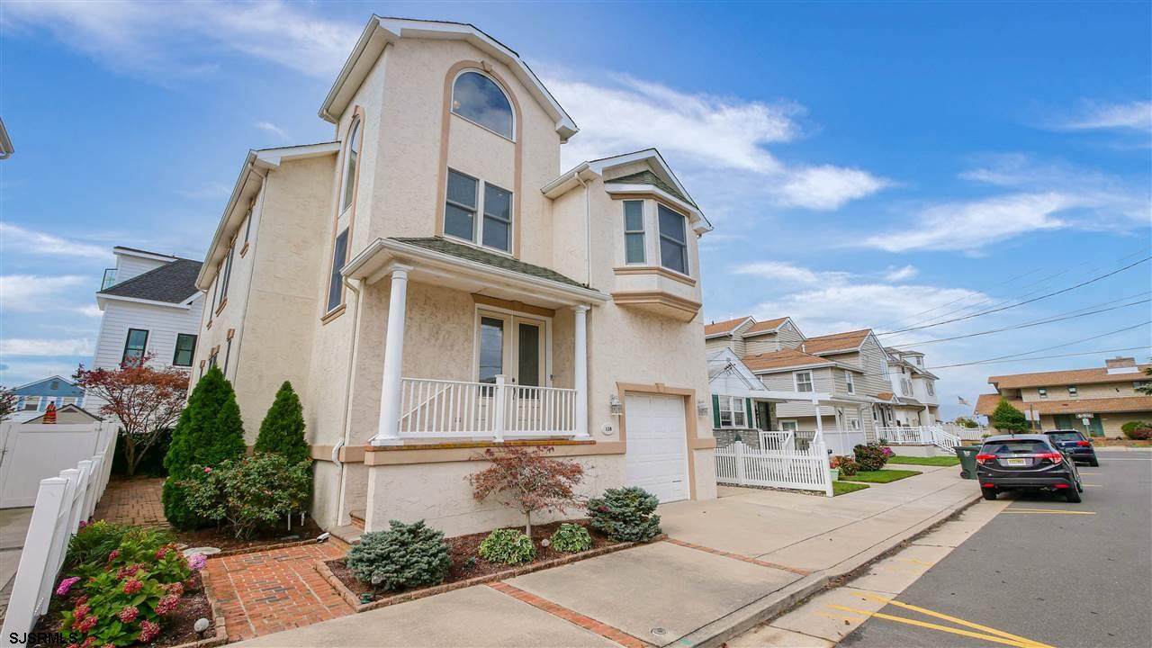 128 Woodcrest - Photo 1
