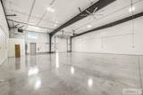3805 37 N - Photo 11
