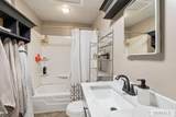 7700 400 W - Photo 11