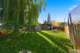 7700 400 W - Photo 20
