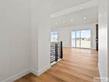 1571 835 E - Photo 12