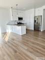 458 3rd W - Photo 5