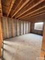 209 4117 E - Photo 17