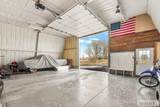 2799 3000 W - Photo 23