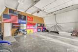 2799 3000 W - Photo 24