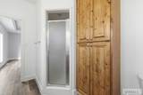7411 400 W - Photo 17