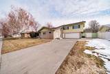 976 Canyon Avenue - Photo 3