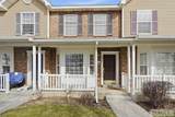 875 Capital Lane - Photo 19