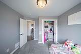 111 3962 E - Photo 26