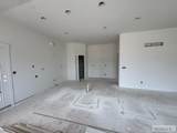 315 310 W - Photo 5