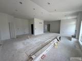 315 310 W - Photo 6