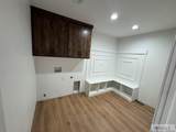 317 315 W - Photo 12