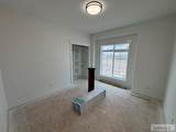 317 315 W - Photo 14