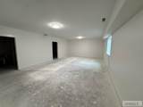317 315 W - Photo 28