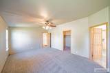 429 400 W - Photo 26