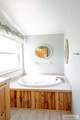 429 400 W - Photo 30
