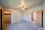 429 400 W - Photo 37