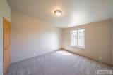 429 400 W - Photo 39