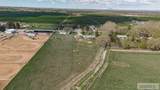 429 400 W - Photo 68