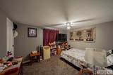 1917 Pinewood Drive - Photo 7