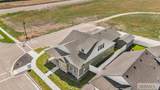 609 Aurora - Photo 4